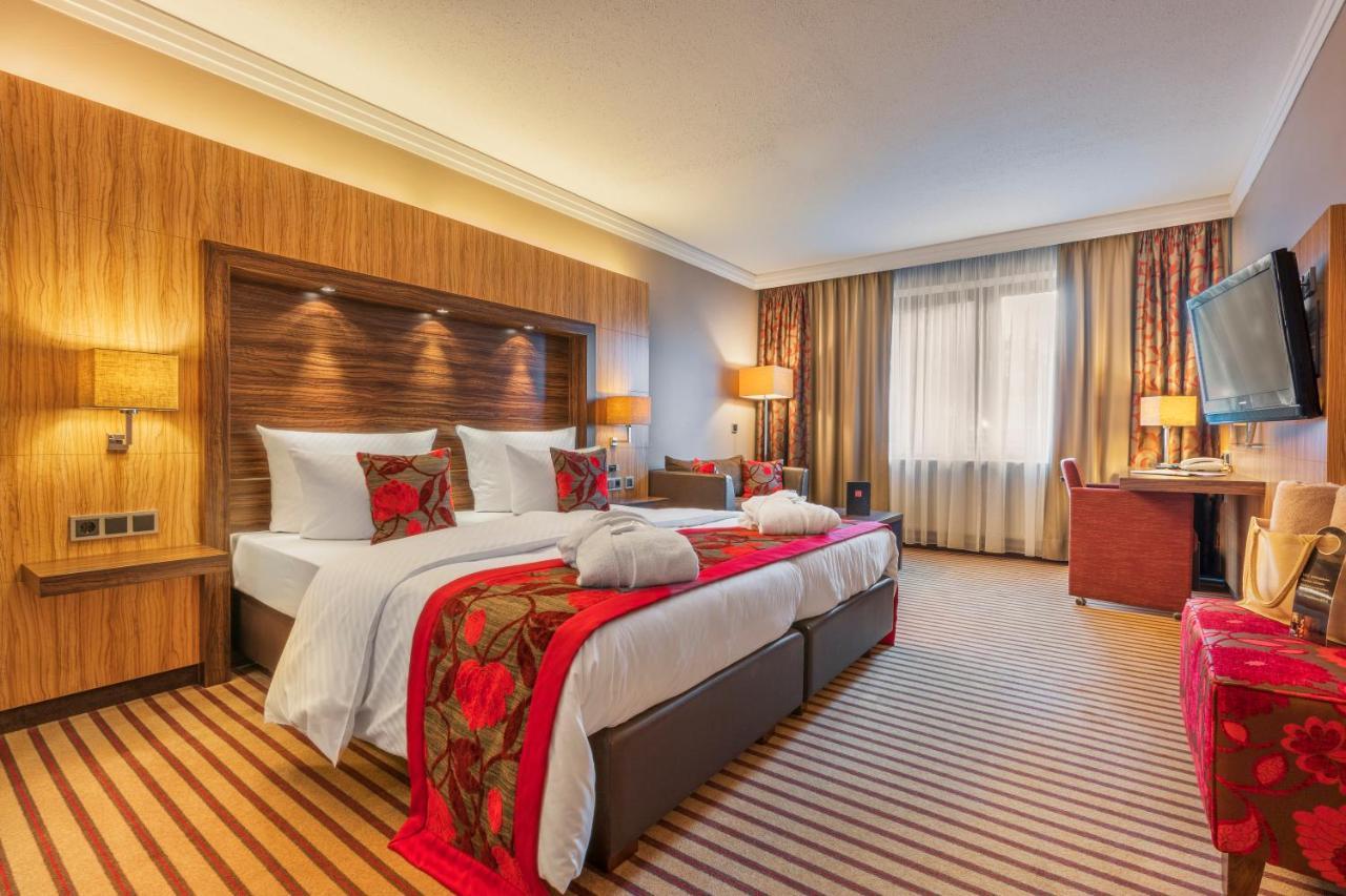 Der Heidehof Conference & Spa Resort Gaimersheim Экстерьер фото