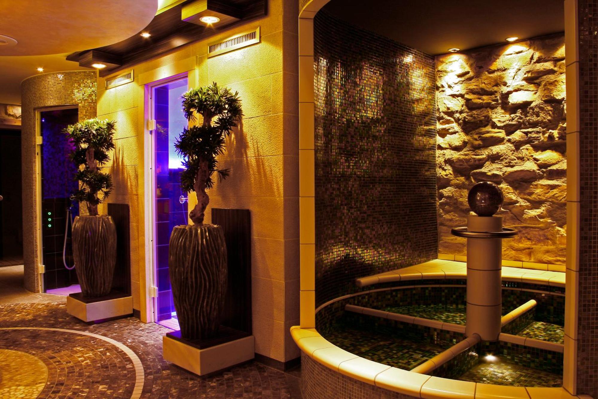 Der Heidehof Conference & Spa Resort Gaimersheim Экстерьер фото