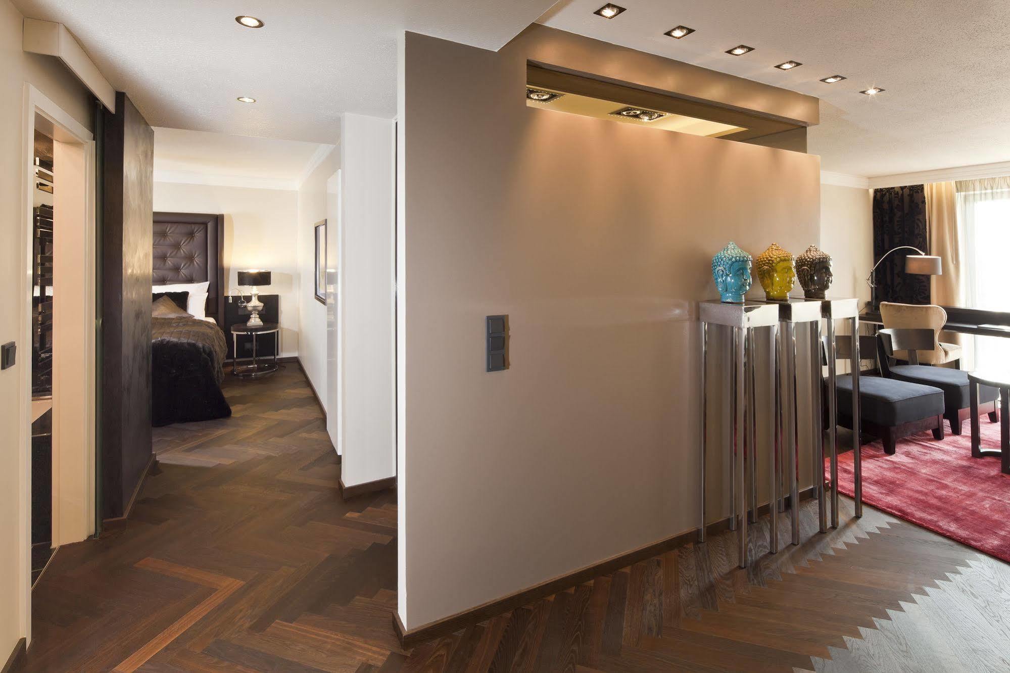 Der Heidehof Conference & Spa Resort Gaimersheim Экстерьер фото
